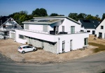 Wohnhaus mit Anliegerwohnung